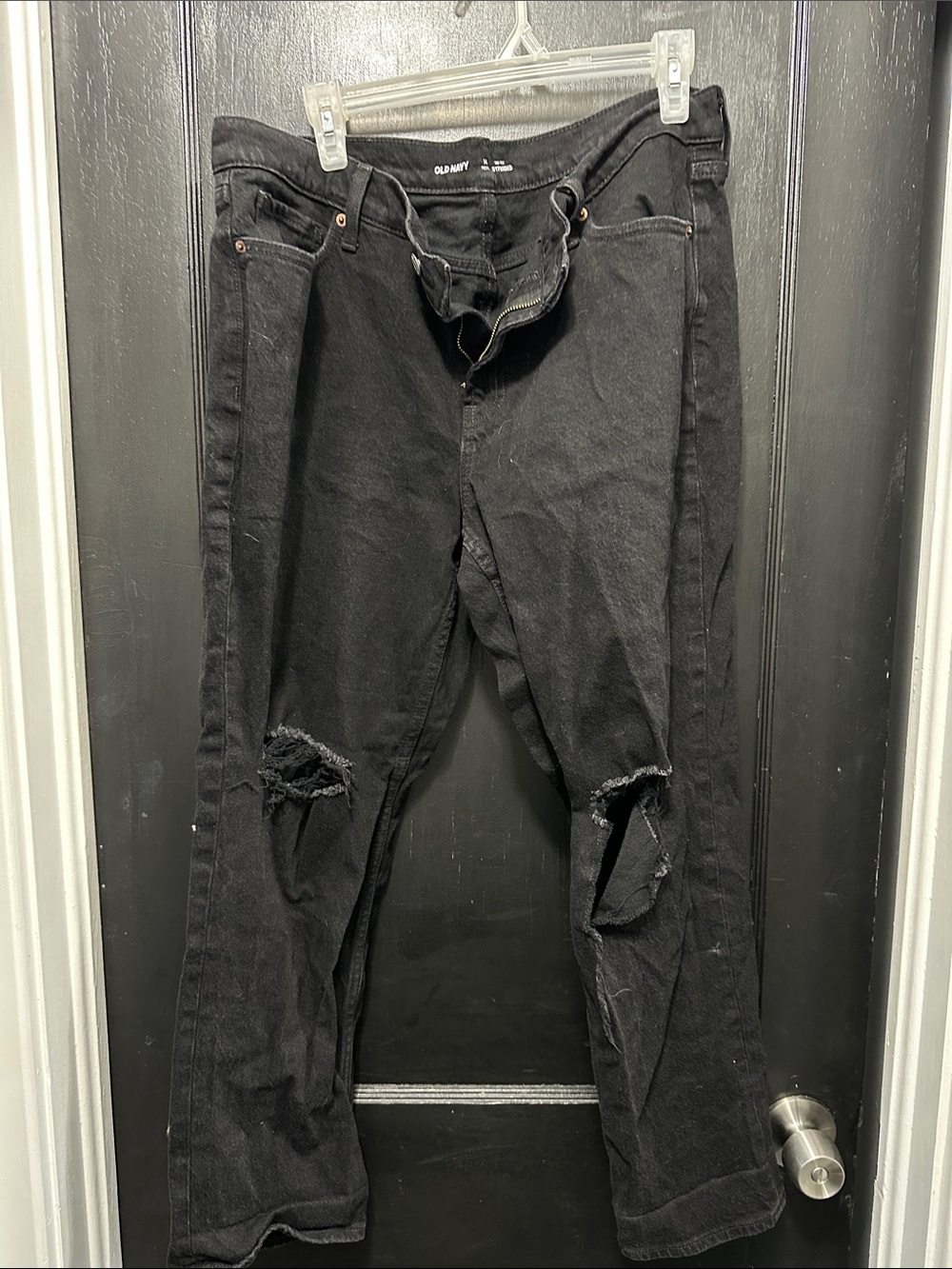 Old Navy Black Mid Rise Boyfriend Fit Distressed Jeans